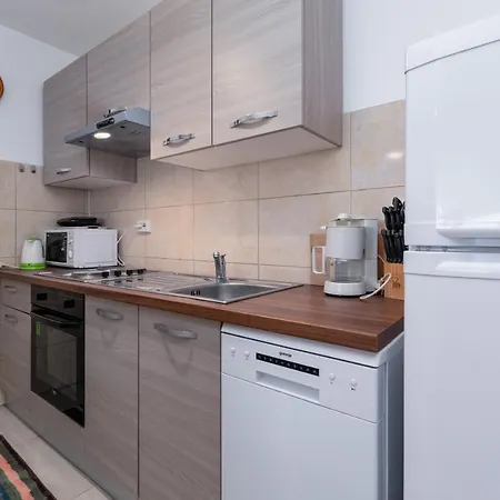 Apartments By The Sea Punat, Krk - 5351 Apartment *