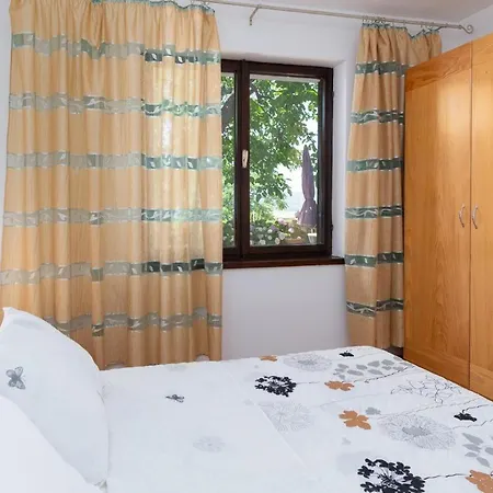 Apartamento By The Sea Punat, Krk - 5351 *