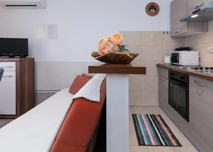 Apartment Apartments By The Sea Punat, Krk - 5351